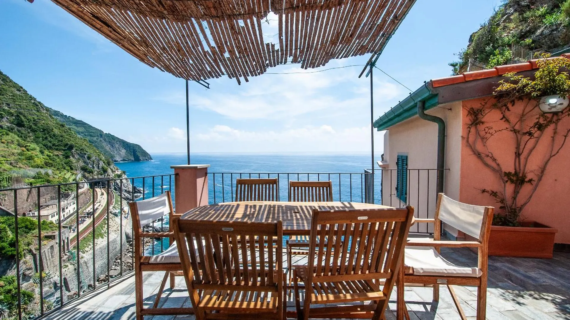 Luxury Seaview Apartments Manarola By Arbaspaa
