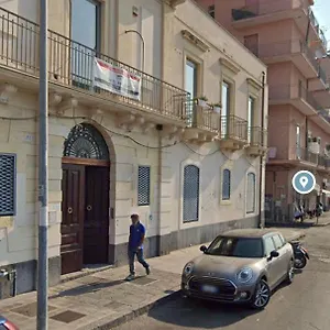 https://eureka-apartment.catania-hotels.net