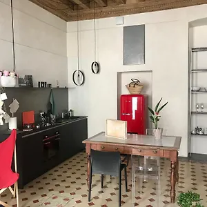 https://flora-ii.italymilanhotels.net